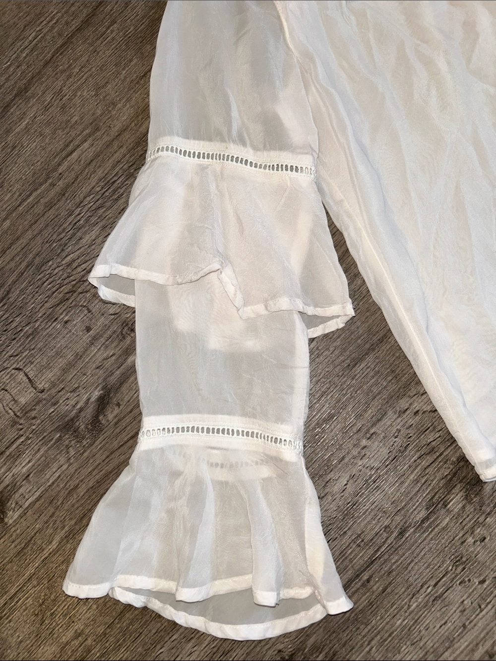 Maven West 100% Cupro Sheer Bell Sleeve Blouse Top White Size Small - Picture 5 of 10